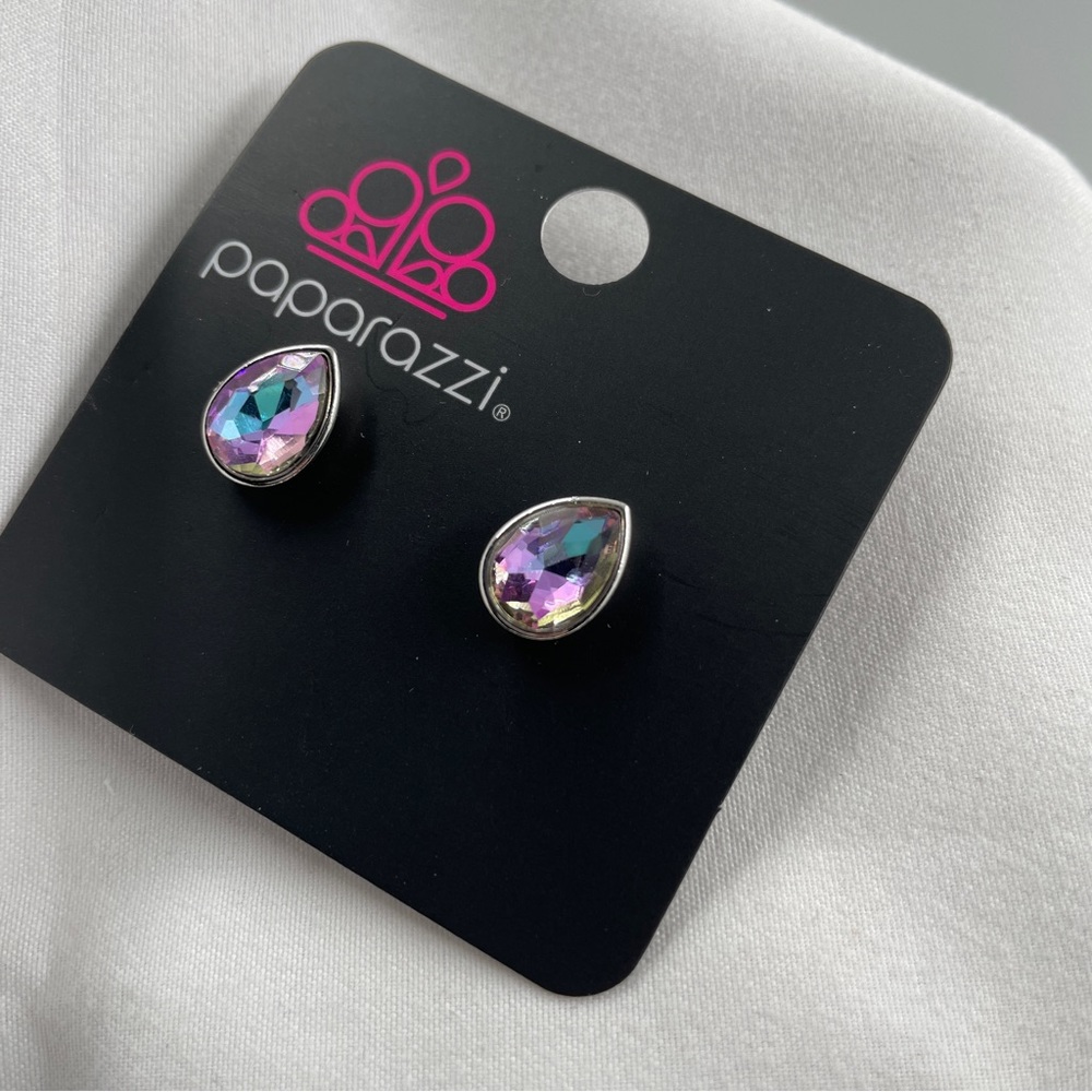 Paparazzi Iridescent Earring - Picture 3 of 5